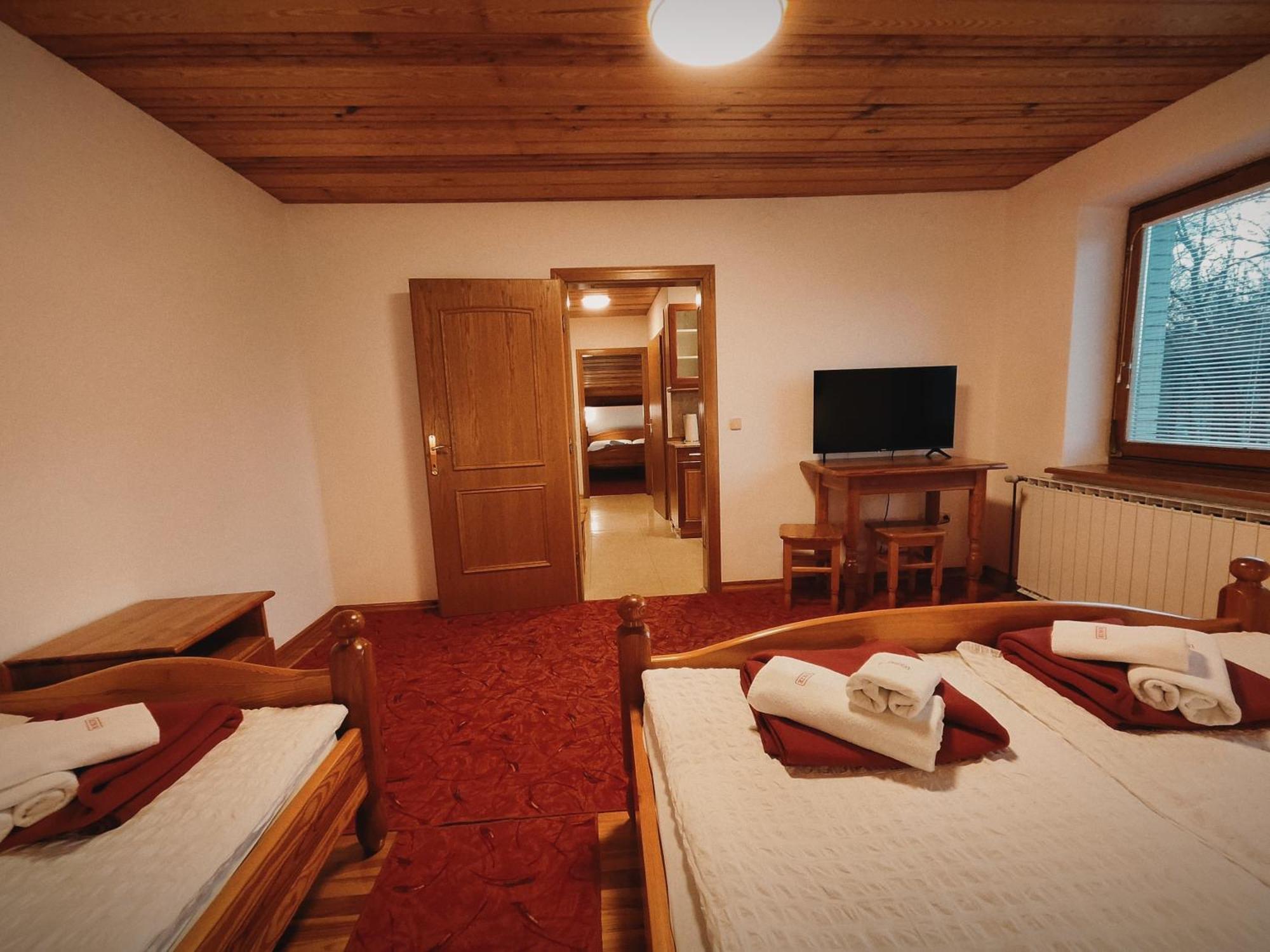 Rooms And Apartments Panker Moravske Toplice Bagian luar foto