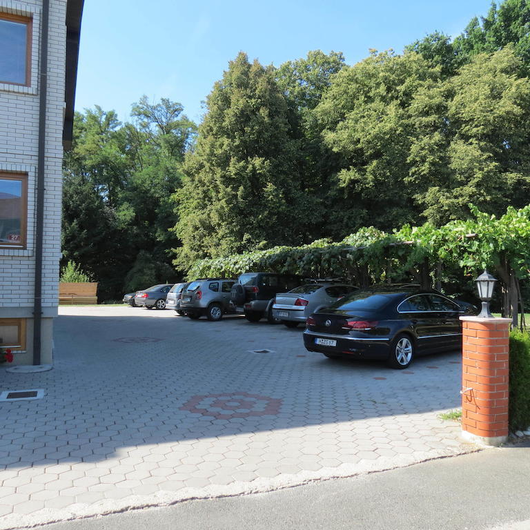 Rooms And Apartments Panker Moravske Toplice Ruang foto